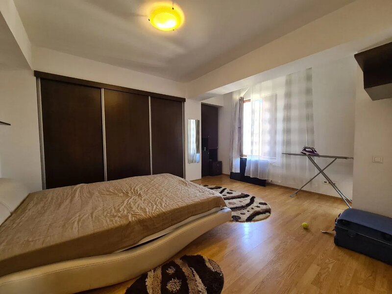 Titanul Nou, ap. de 2 camere cu suprafata de 80 mp, langa parcul Teilor